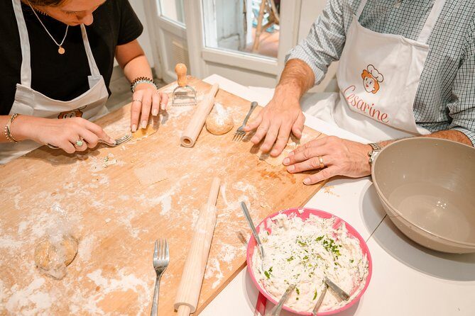 Share your Pasta Love: Small group Pasta and Tiramisu class in Pisa - Logistics you should handle before you arrive