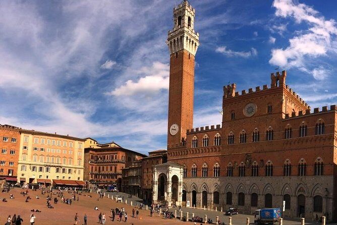Siena and San Gimignano, The Glory Of Medieval Age In Tuscany - Why Siena + San Gimignano Makes Sense as a Day Trip