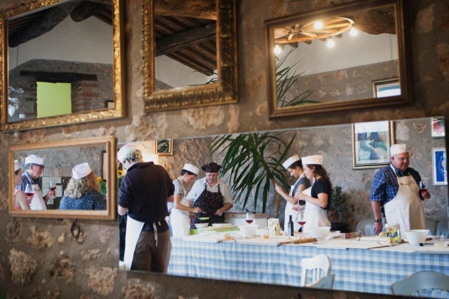 Siena countryside: cooking class in a real Tuscan farmhouse - Starters and desserts: seasonal flavors and Tuscan sweetness