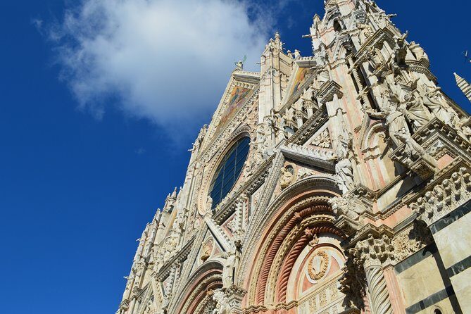 Siena Family Tour - Stop 2: Fontebranda, the fountain, and a kids’ distraction that fits the city