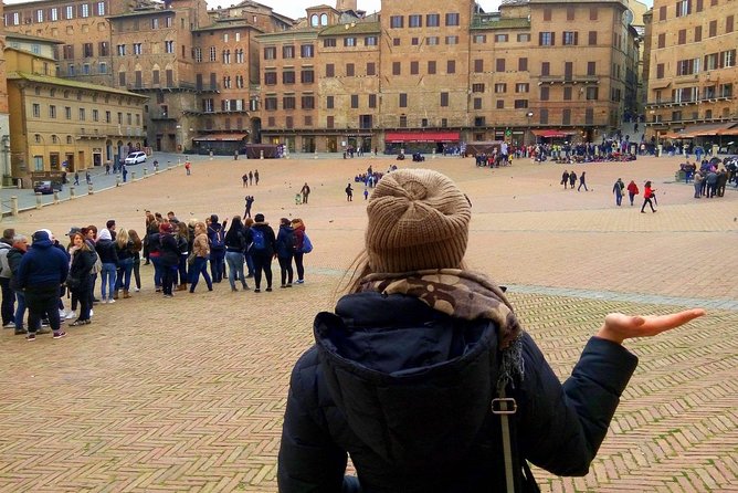 Siena Magica Private Walking Tour - Piazza del Mercato: the older market and Mint connection