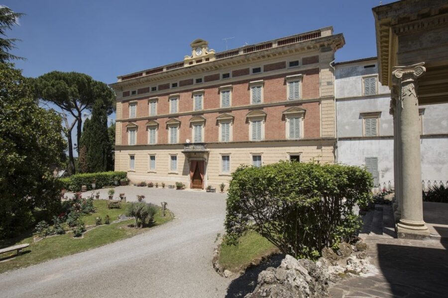 Siena: Organic Cooking Class & Tastings - Wine and Olive Oil Tasting With Sommelier Pairing Tips