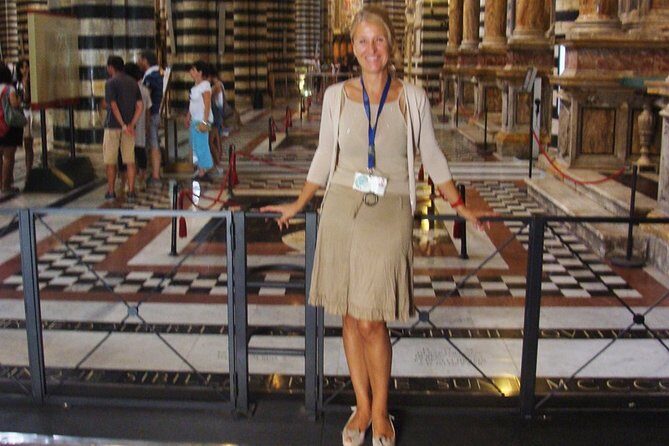 Siena private guided tour for families - Piazza del Campo: where Siena’s identity shows up fast
