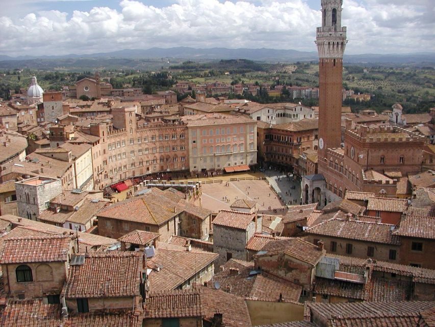 Siena: private tour of the treasure chest of Tuscany - What you’ll see while walking the alleys (beyond the big icons)