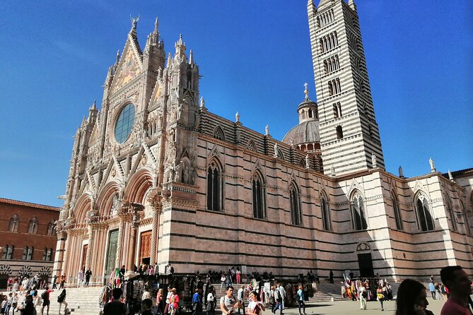 Siena Private Walking Tour: Traditions, Streets & Cathedral - Key highlights to look for