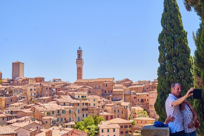 Siena, San Gimignano and Chianti Wines Day Tour from Florence - Monteriggioni: Short Time, Big Photo Payoff
