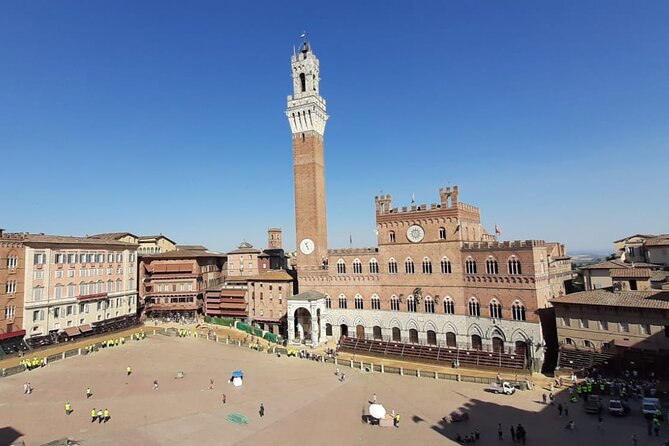 Siena Tour and exclusive window on Piazza del Campo - Piazza del Campo: Palio setting and the town hall connection