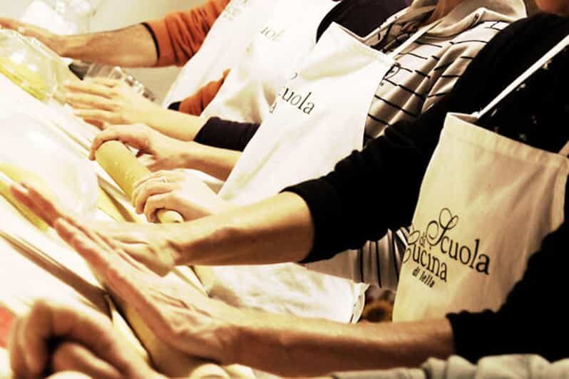 Siena: Traditional Tuscan Cooking Class with Fresh Pasta - Fresh Pasta by Hand: Making It Like a Tuscan Kitchen Teaches
