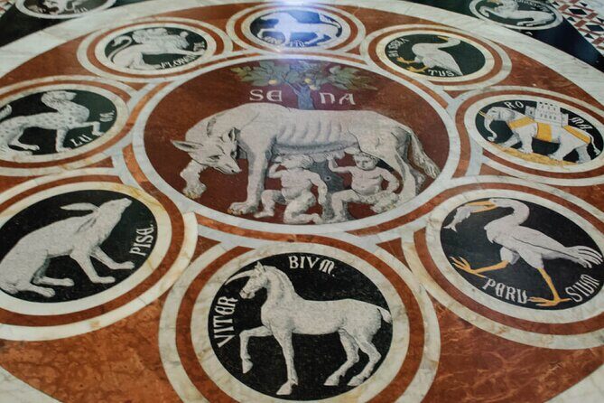 Siena Walking Tour with Audio and Written Guide by a local - Piazza del Campo and Piazza Salimbeni: your two-square Siena ending