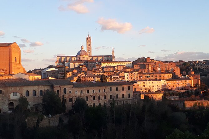 Siena walking tour with lunch & Chianti wine - Why this Siena food-and-history walk feels different