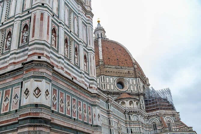 Sightseeing Guided Tour of Florence by Night including Duomo & Palazzo Vecchio - Piazza della Signoria and Palazzo Vecchio Outside: The Art You Can See at a Glance