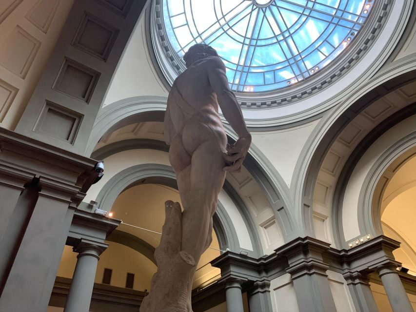 Skip-the-Line Accademia Tour – See Michelangelo’s David! - Skip-the-line entry at Accademia: what that separate entrance really changes