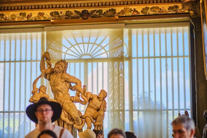 Skip the Line: Florence's Uffizi Gallery Guided Tour - Later halls: Raphael, Titian, and Caravaggio in the big-room setting