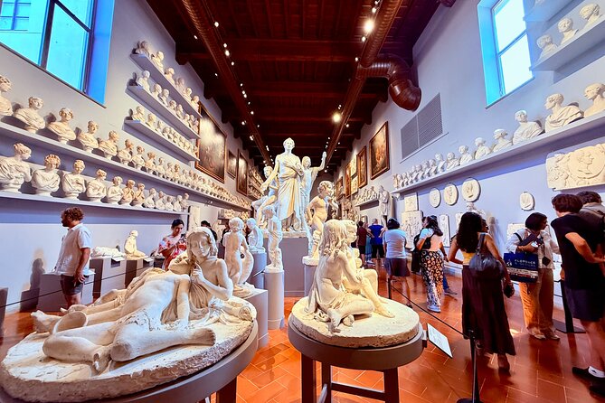 Skip the line: Uffizi and Accademia Small Group Walking Tour - Piazza della Signoria: Florence’s outdoor stage for art and politics