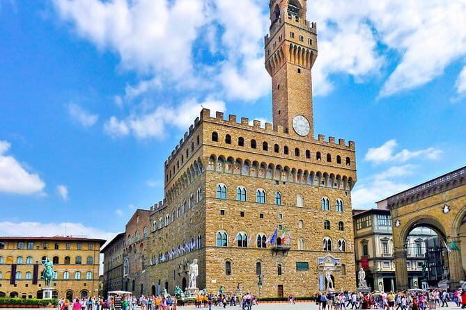 Skip the line: Uffizi small group and walking tour of Florence - Duomo views from street level (and what’s not included)