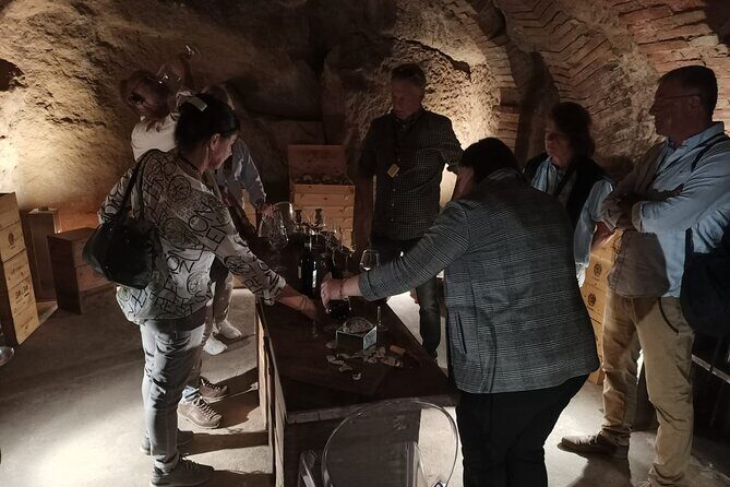 Small group Chianti Classico & Brunello wine region from Siena - Siena Pickup and the Small-Group Advantage (2:00 PM Start)
