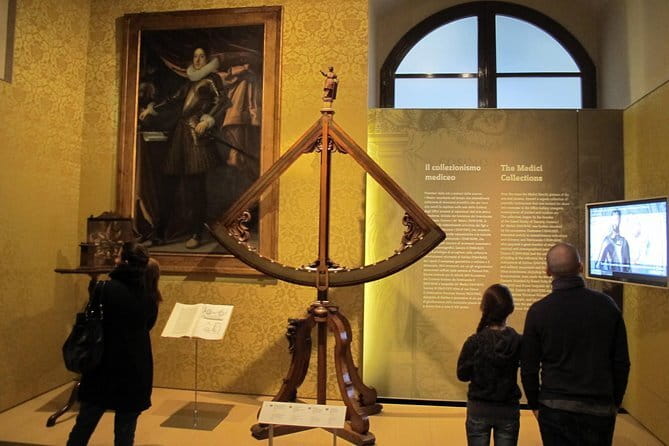 Small-group Guided tour of Galileo's Museum - The guides make the difference: names you may hear on your day