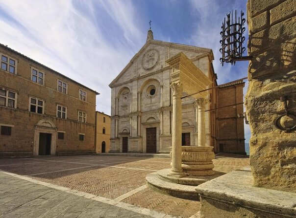 Small-Group Montepulciano and Pienza Day Trip from Siena - A dairy farm lunch in Val d’Orcia: why the Pecorino tasting matters