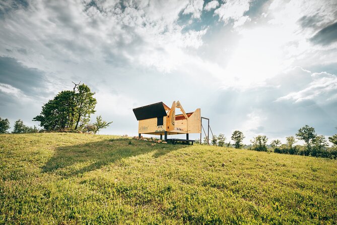 Stellar PicNic: Delight at sunset in the Tuscan countryside - Finding the Right Spot: Podere Santa Francesca and the Maremma View