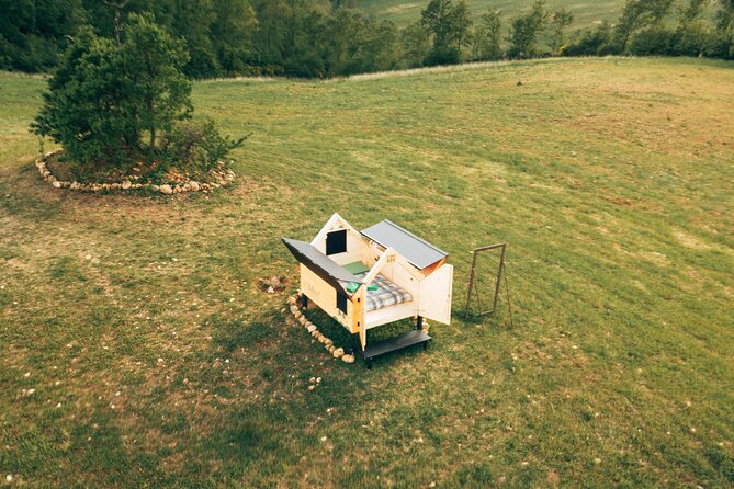 Stellar PicNic: Delight at sunset in the Tuscan countryside - The StarsBOX Experience: Roof Open, No Electricity, Good Stargazing