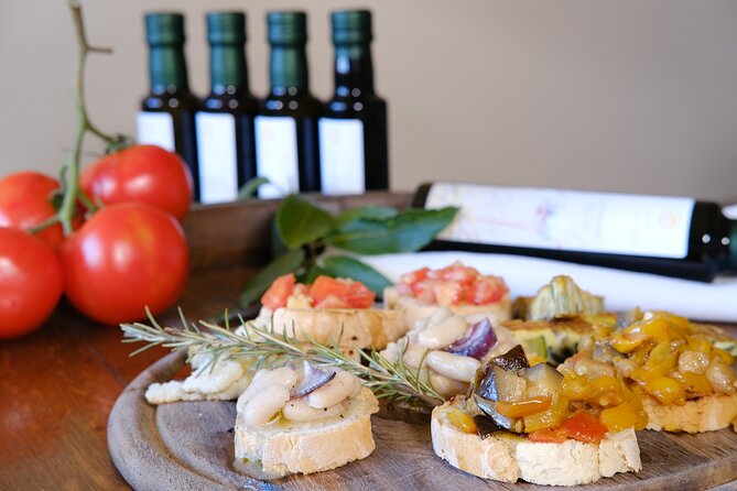 Super Tuscan & IGT wines, Evo Oil & Balsamic Vinegar Tasting - San Gimignano Views and Podere la Marronaia’s Family-Winery Atmosphere