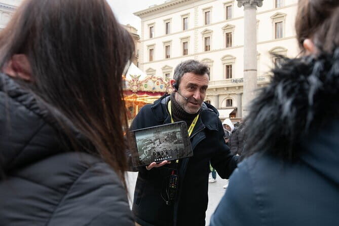The Best of Florence Walking Tour with Audio Guide and Guide - Meeting points and timing: how to start smoothly