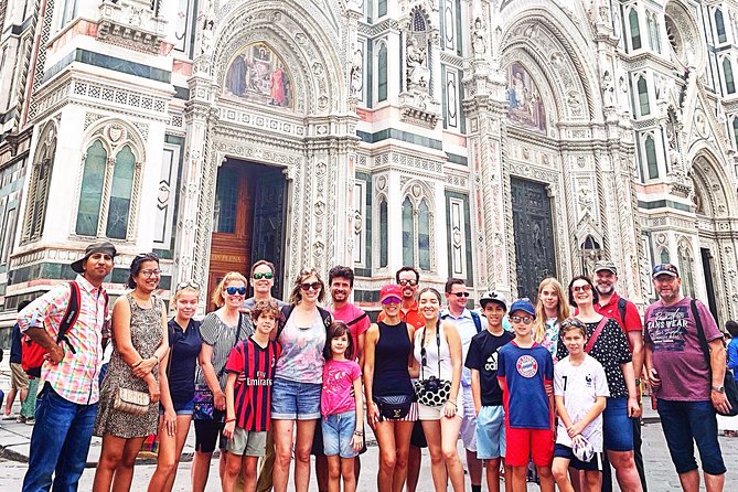 The Best tour in Florence: Renaissance & Medici Tales - guided by a STORYTELLER - Piazza della Repubblica to Piazza della Signoria: Squares With Meaning