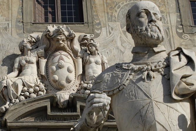 The Medici Family: Lorenzo The Magnificient and the TV movie - Guide Quality: What You Gain From an Art Historian
