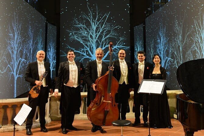 The Three Tenors at Zeffirelli Museum - Finding your way to the 8:30 PM show (and why nighttime helps)