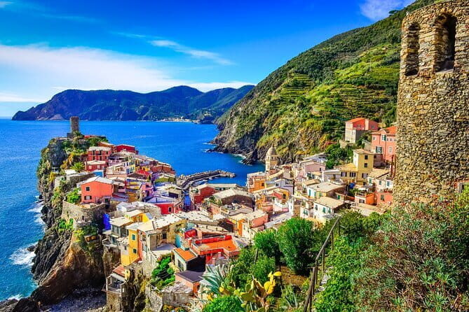 Tour Cinque Terre and Pisa Leaning Tower from Florence Private - The Cinque Terre plan: villages connect best by train, and boats add the wow