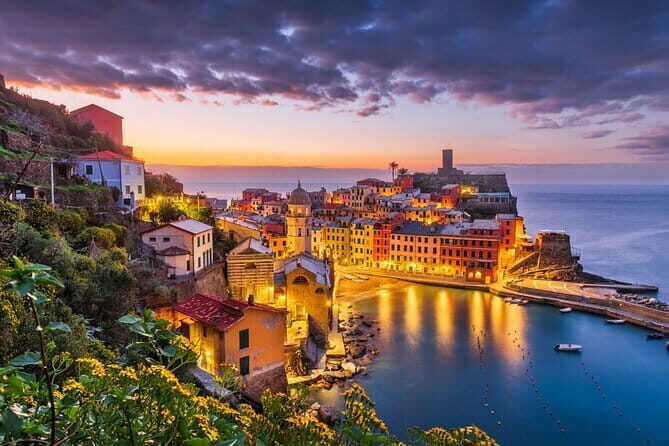 Tour Cinque Terre and Pisa Leaning Tower from Florence Private - Manarola first: the short stop that sets the tone