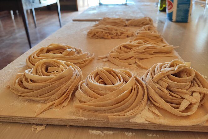 Traditional Cooking Class in San Gimignano - Central meeting point and small-group pacing: the practical side