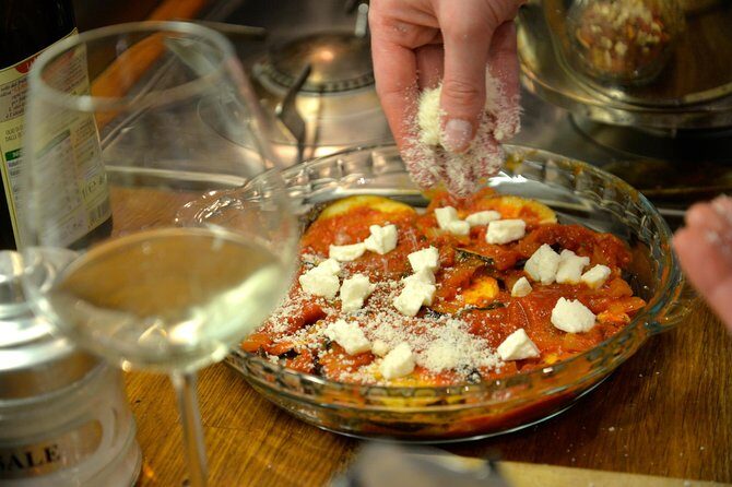 Traditional Farmhouse Cooking Experience in Lucca with Lunch or Dinner - Vegetarian options: what to do (and when to ask)