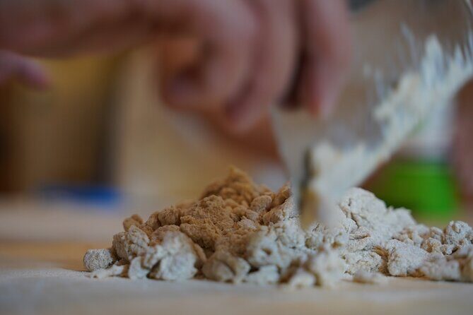 Traditional Farmhouse Cooking Experience in Lucca with Lunch or Dinner - Small group size means better conversation (not just better photos)