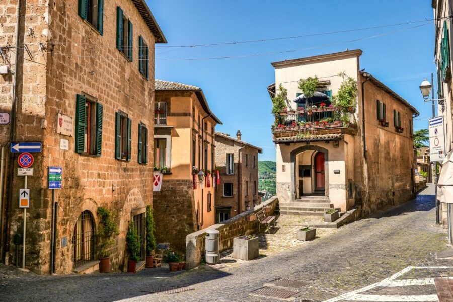 Transfer Between Florence and Rome with Sightseeing Stop - How the 6-Hour Florence–Rome Transfer Actually Plays Out