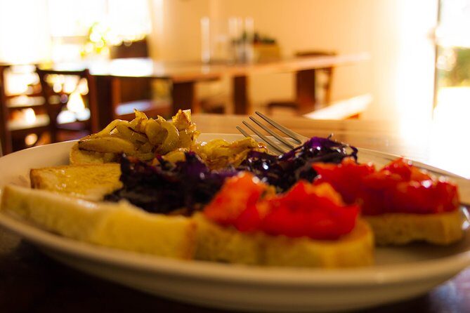 Truffle Hunting and Cooking Class - Getting to the woods: meeting point and short drive