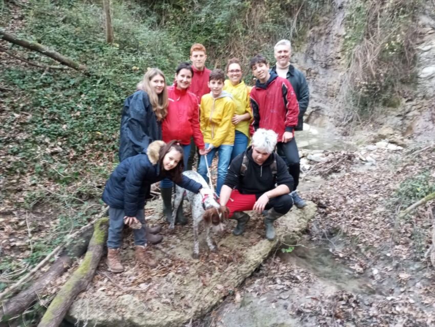 Truffle Hunting Experience with a Guide - The snack-and-drinks pause: practical comfort after muddy work