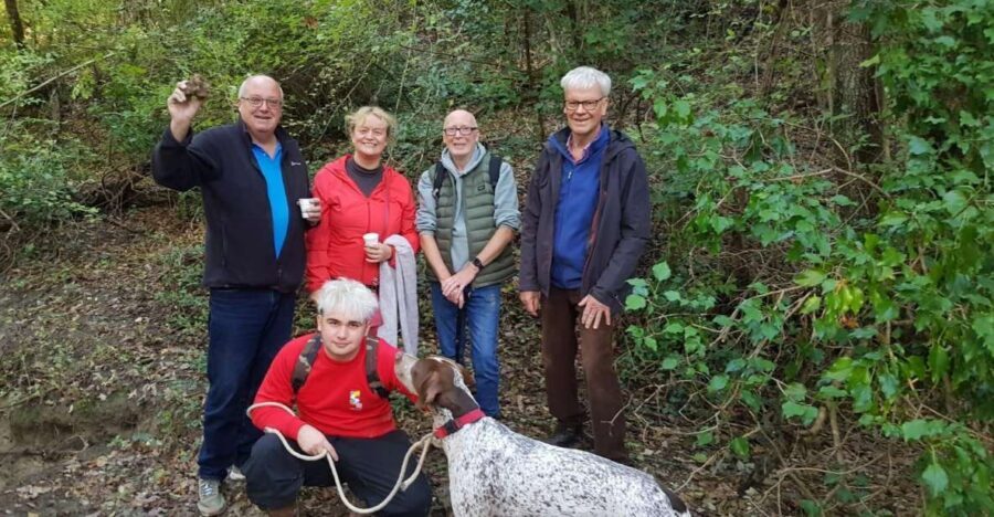 Truffle Hunting Experience with a Guide - The first stretch: meeting your guide and getting ready for the hunt