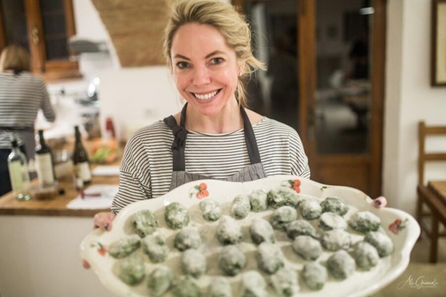 Tuscan Culinary Secrets Unveiled: Cooking Class & Dinner - Sauces, marinades, and what Tuscan flavors mean