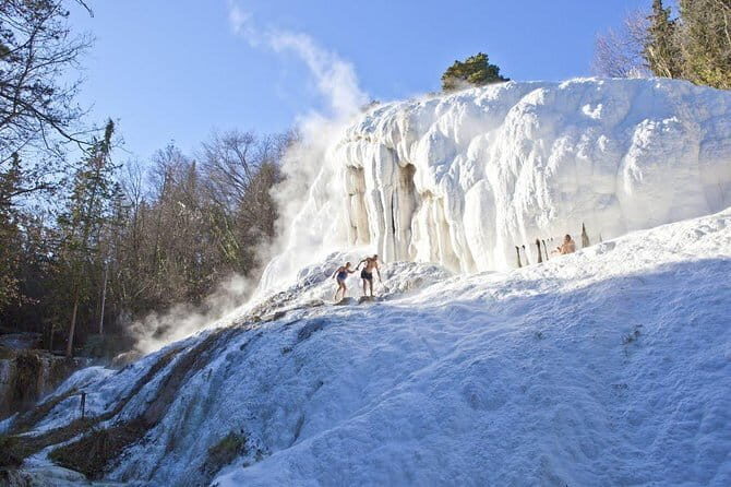 Tuscany Natural Spring Tour - The walk to Fosso Bianco wild pools: easy-ish, still uneven
