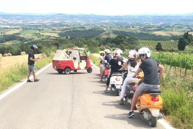Tuscany Vespa Tour from Florence with Wine Tasting - How Vespa driving actually feels (and what you should expect)