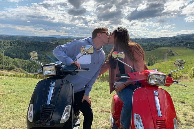 Tuscany Vespa Tour from Florence with Wine Tasting - Stop 3: the winery lunch and wine tasting rhythm