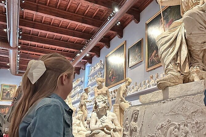 Uffizi Combined Ticket:UFFIZI, PITTI, BOBOLI & digital audioguide - Crowds, heat, and mobility: plan like a realist