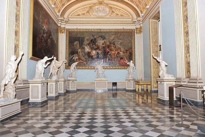 Uffizi Gallery Italian guided Tour semi private - The Medici angle: why it changes what you see