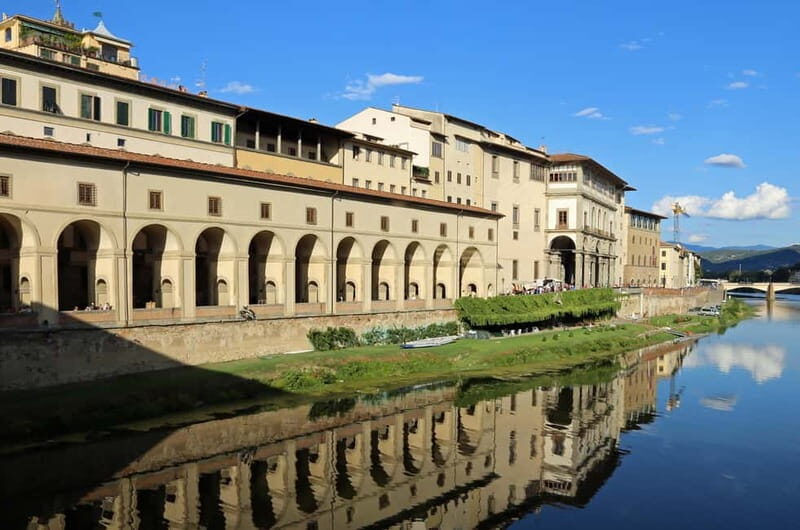 Uffizi Gallery & optional Vasari Corridor Guided Tour - Skipping queues at the Uffizi without losing your bearings
