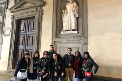 Uffizi Gallery Small Group Tour with Guide - Getting started: the Via dei Castellani meeting point and timing