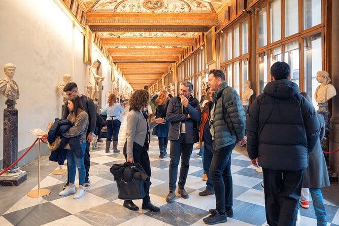 Uffizi Gallery Tour with Botticelli & Michelangelo - Key things that make this Uffizi tour work