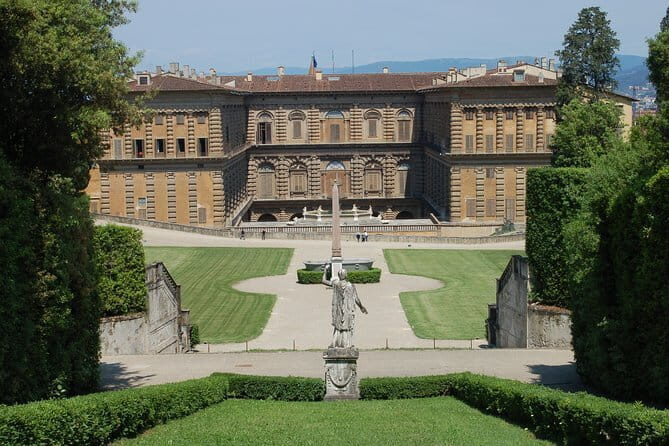 Uffizi Gallery’s Tales Private Tour with timed entry ticket - Who this tour fits best