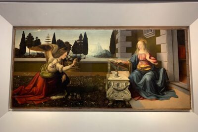 Uffizi Skip the Line Guided Tour - Meeting your art historian guide in the Vasari complex
