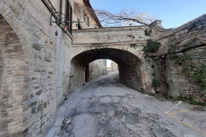 Umbria off the beaten track. Rasiglia, Trevi, Bevagna and Collepino - Key highlights you’ll feel right away